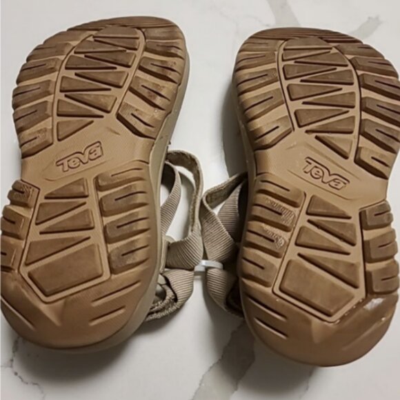 Teva Hurricane XLT Ampsole Sandals Sesame 5 (35.5) $85 - Picture 9 of 11